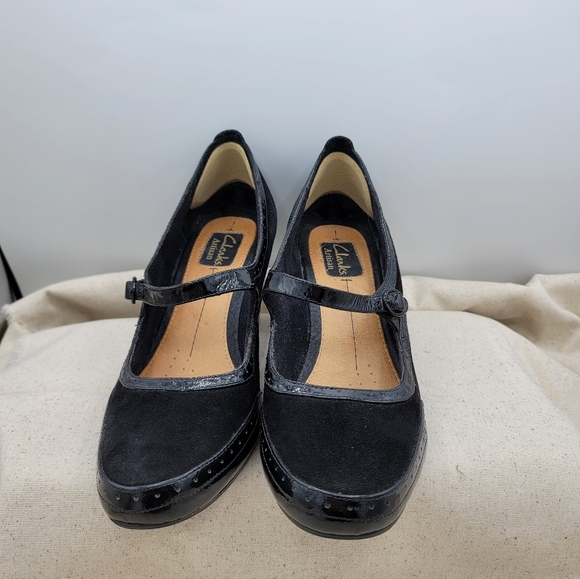 Clarks Artisan Diamond Shine Mary Jane Pumps Black Suede Patent 10" Footbed - Picture 2 of 15